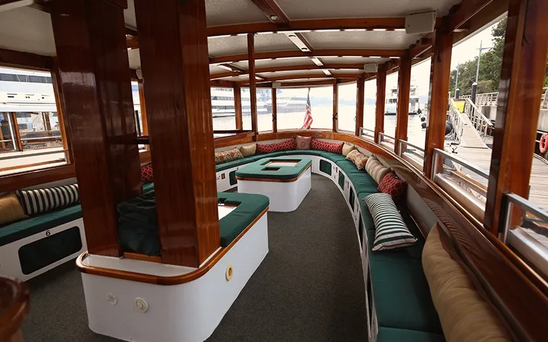 Main cabin of the yacht Kingston