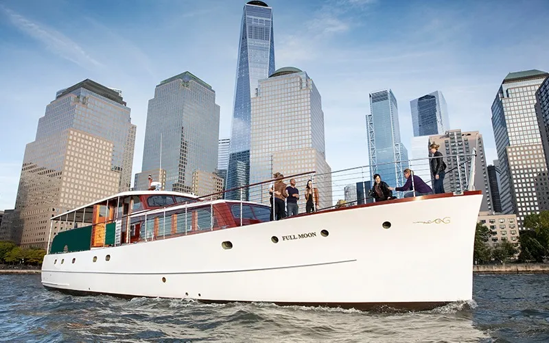 Yacht Full Moon with the World Trade Center in the backgorund